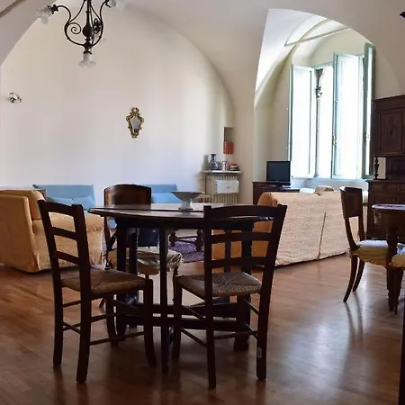 Apartmán Vannucci 10 *