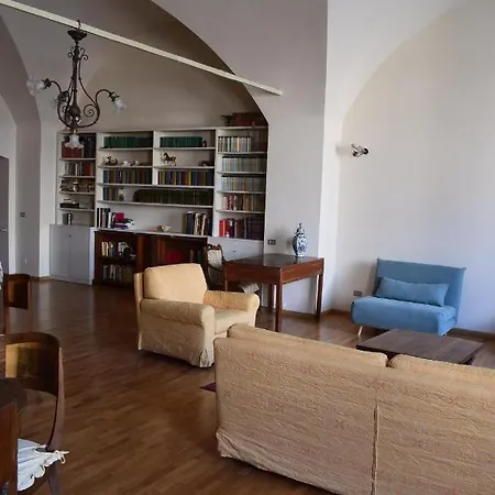 Vannucci 10 Apartmán *