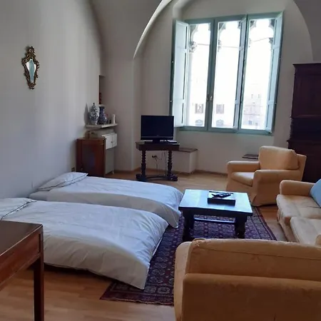 Vannucci 10 Apartmán