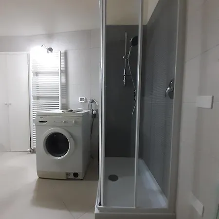 Vannucci 10 דירה